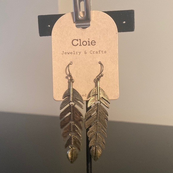 Cloie Jewelry - Gold Feather Earrings